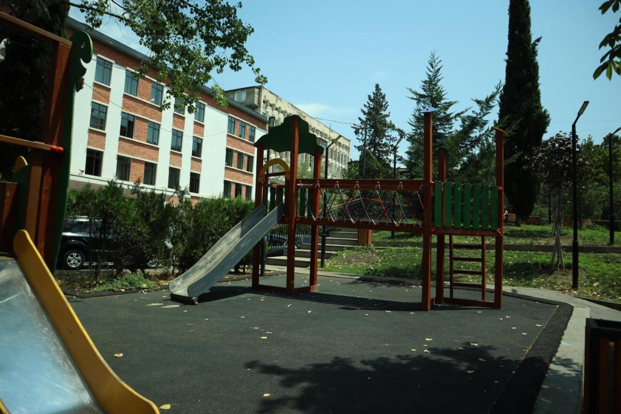 Comfort Lux Tbilisi Buitenkant foto